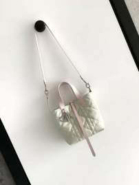 Picture of Dior Handbags _SKUfw239329760fw